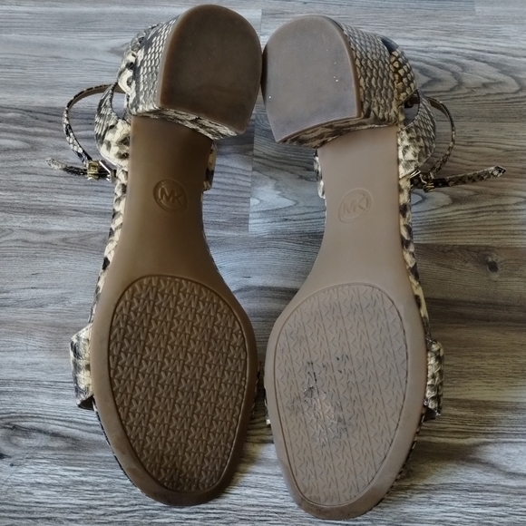 MICHAEL Michael Kors Leather Python Print Ankle Strap Heels Women's Size 10 - Picture 5 of 6